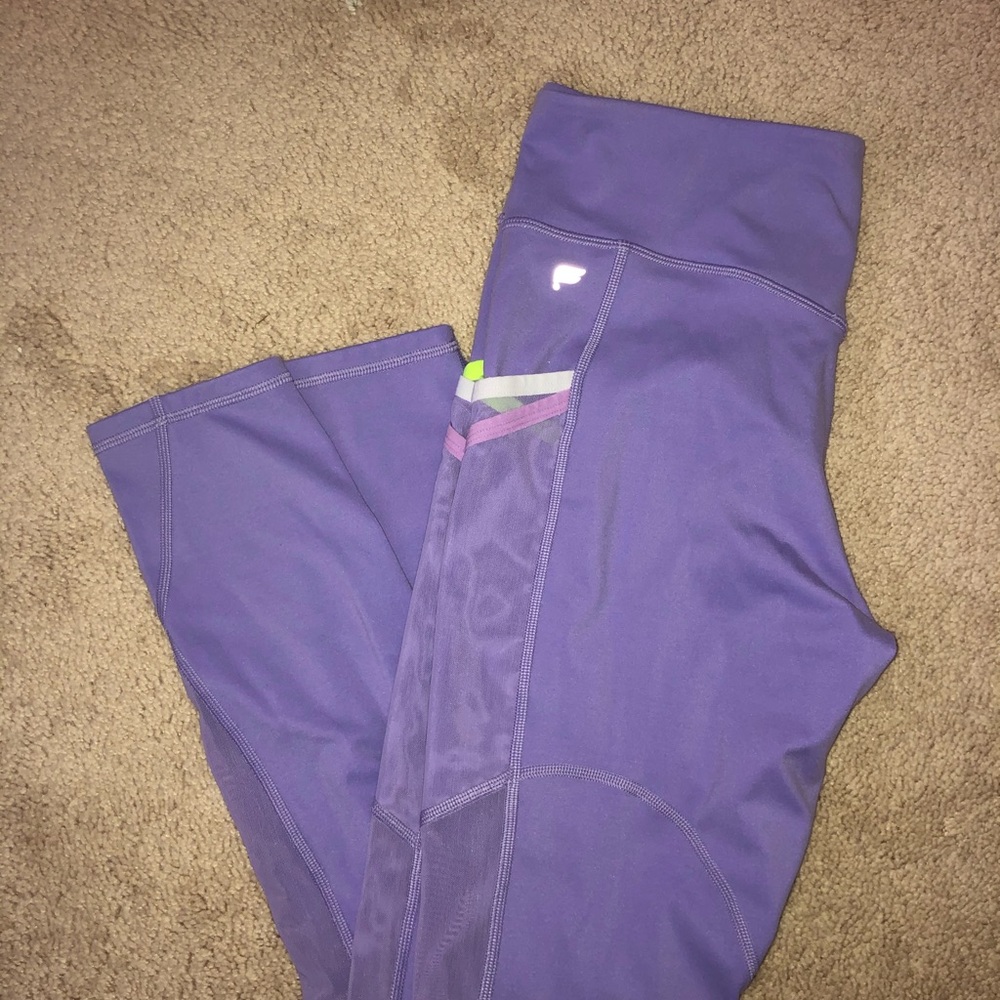 Fabletics leggings: purple/ yoga pants